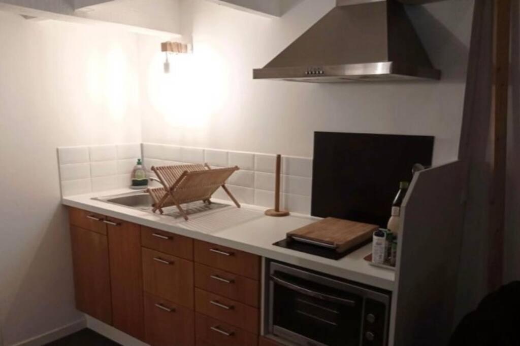 Joli Duplex En Centre Ville De 40M2 Climatise 이스틀 외부 사진