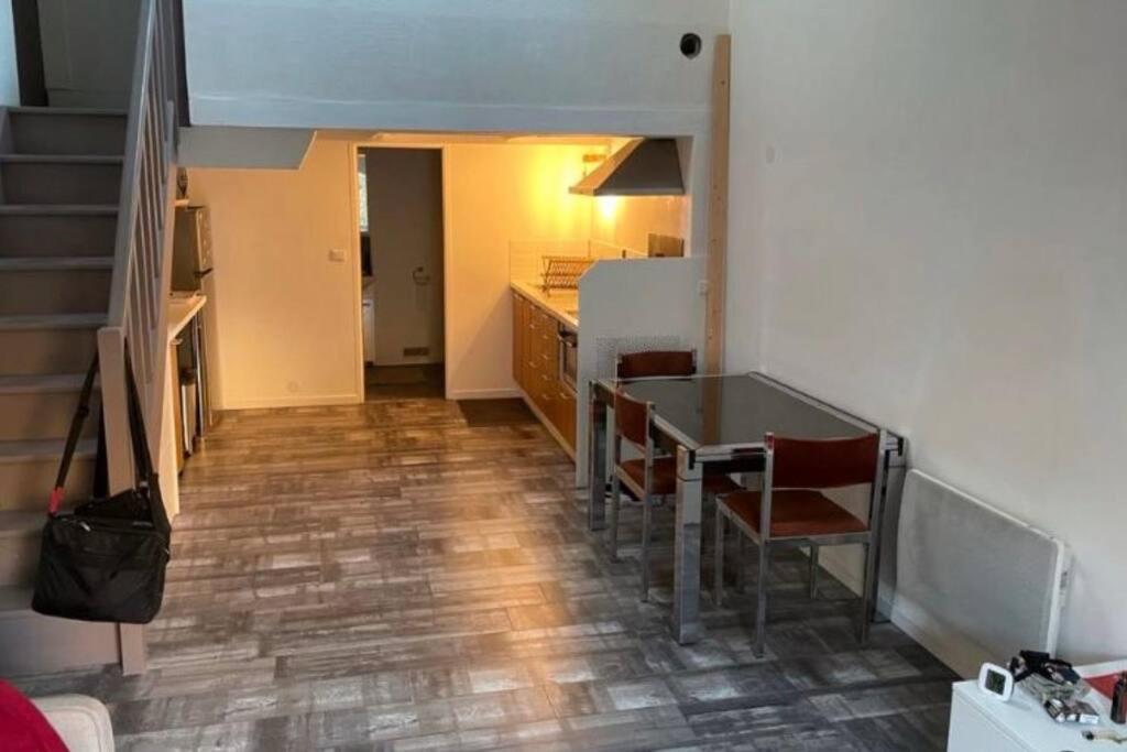 Joli Duplex En Centre Ville De 40M2 Climatise 이스틀 외부 사진